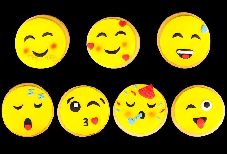 Εικόνα της ΜΠΙΣΚΟΤΑ ΖΑΧΑΡΟΠΑΣΤΑΣ EMOJIS